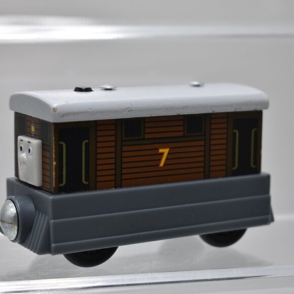 Thomas the Train Toby Tram Car Wooden Railway Tank Engine #7 Friends 2012 - Picture 2 of 5